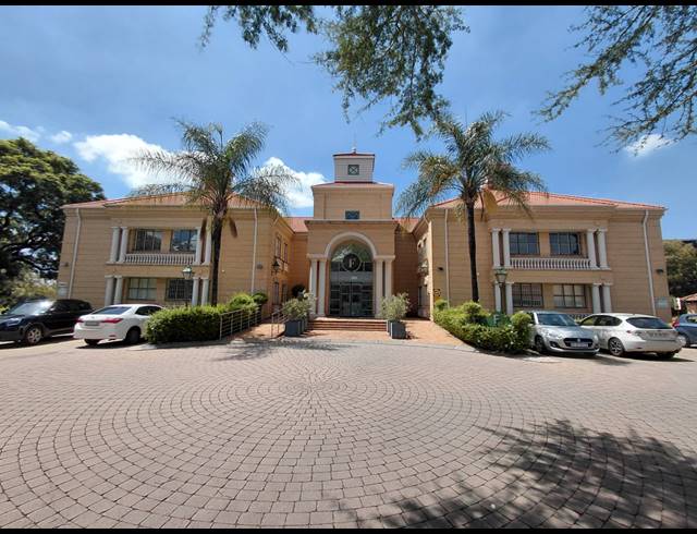 45M² OFFICE TO LET IN BRYANSTON